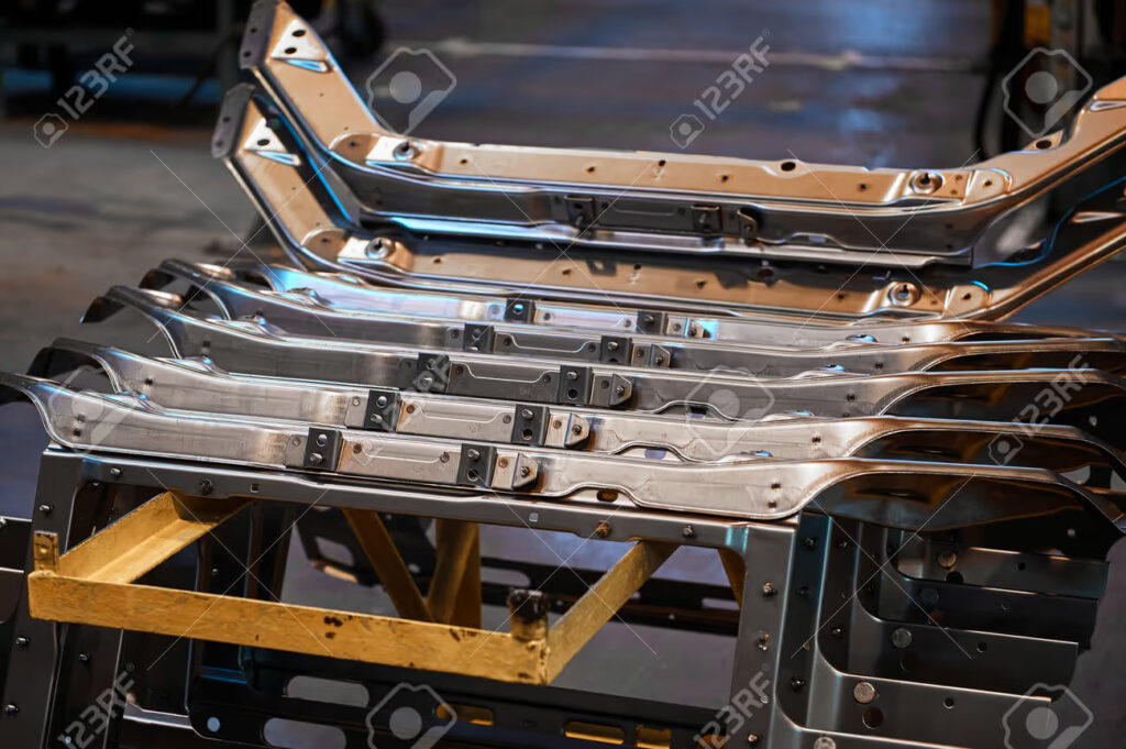 207734413 details of car carcass hang on assembling conveyor